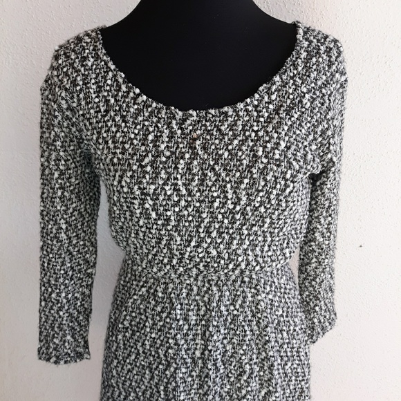 😁KIMCHI BLUE Knitted Sweater Dress - Picture 2 of 8